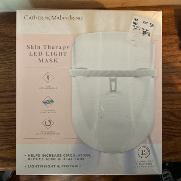 NIB Catherine Malandrino LED Face Mask - Picture 3 of 9